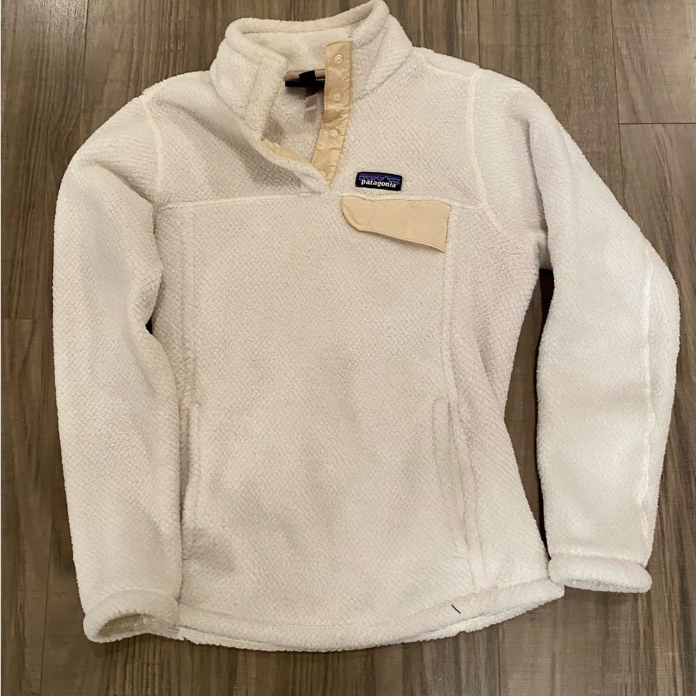 Patagonia top